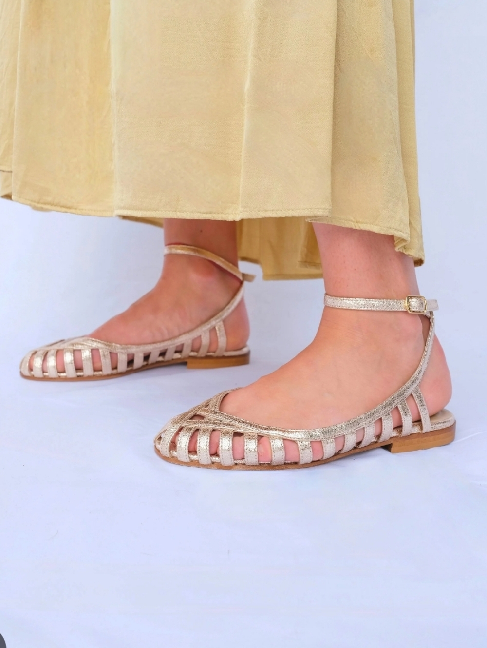 Anniel Glitter Cage Ballet Flats in Rose Size 37 Fits Size 7
